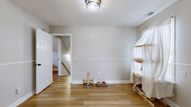 3059 Ace Wintermeyer Dr, La Vergne, TN 37086