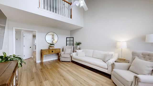 3059 Ace Wintermeyer Dr, La Vergne, TN 37086
