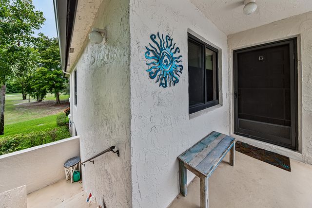 7956 Eastlake Drive Unit 16b, Boca Raton, FL 33433