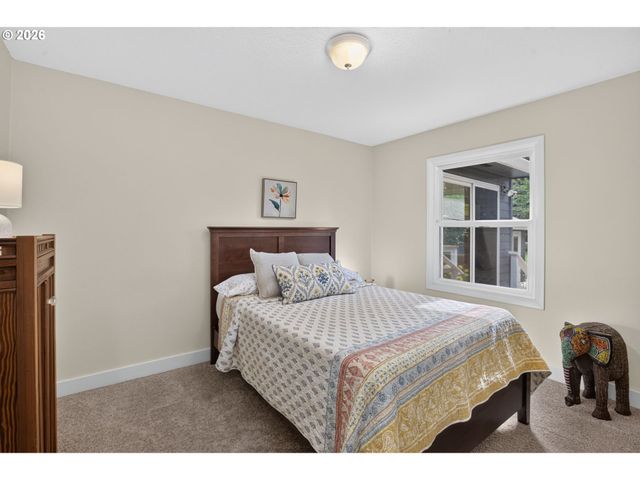 17521 HILL Way, Lake Oswego, OR 97035