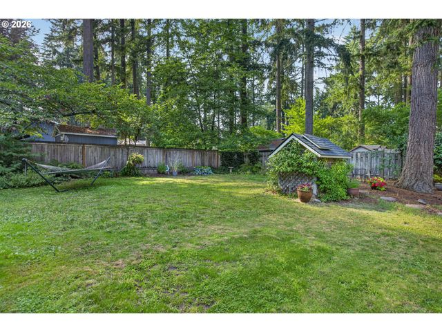 17521 HILL Way, Lake Oswego, OR 97035