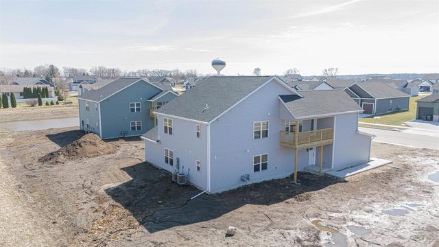 68-70 E Ash Lane, Milton, WI 53563