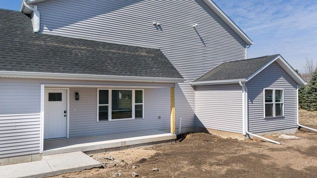 68-70 E Ash Lane, Milton, WI 53563