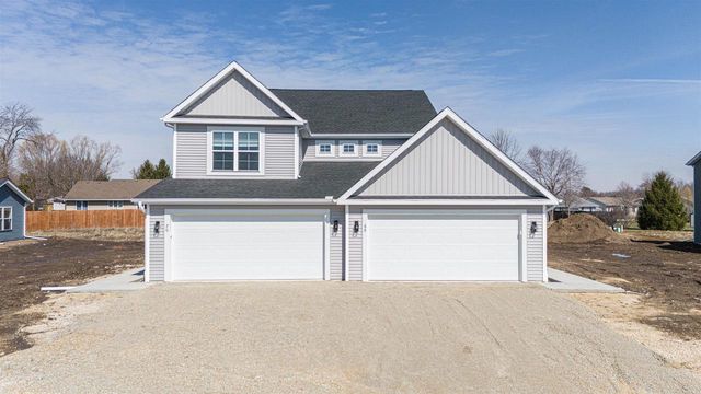 68-70 E Ash Lane, Milton, WI 53563