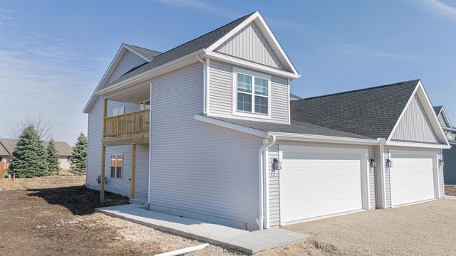 68-70 E Ash Lane, Milton, WI 53563