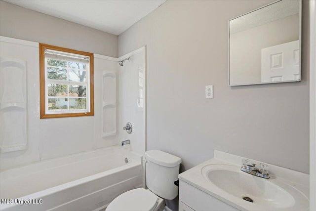 936 Jenkins Street, B, Pearl, MS 39208