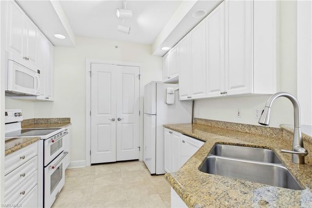 2825 Palm Beach BLVD 519, Fort Myers, FL 33916