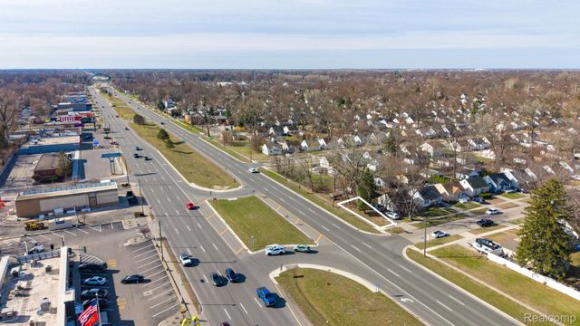 00 Telegraph, Dearborn Heights, MI 48125