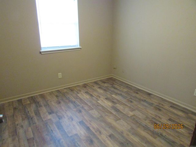 16 Pheasant Run, Cabot, AR 72023
