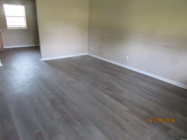 16 Pheasant Run, Cabot, AR 72023