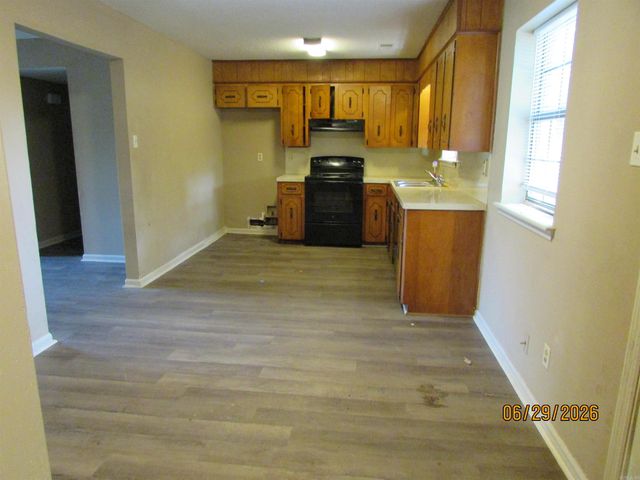 16 Pheasant Run, Cabot, AR 72023