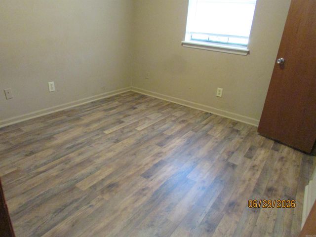 16 Pheasant Run, Cabot, AR 72023