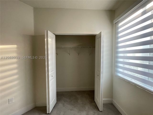 4460 NW 83rd Ave, Doral, FL 33166