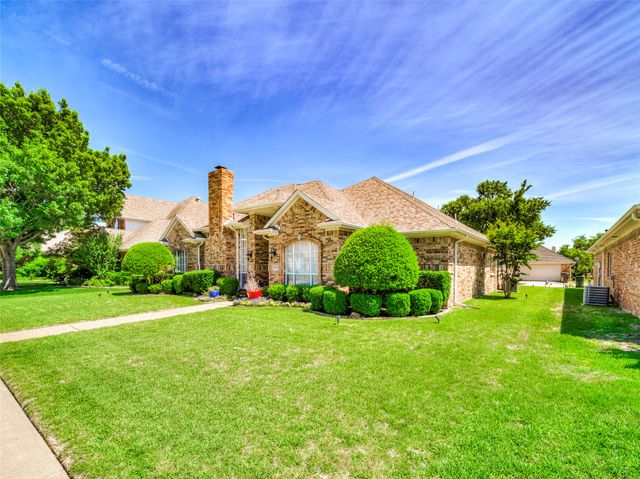 2704 Redfield Drive, Plano, TX 75025