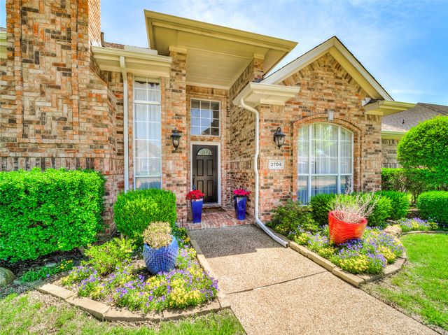 2704 Redfield Drive, Plano, TX 75025