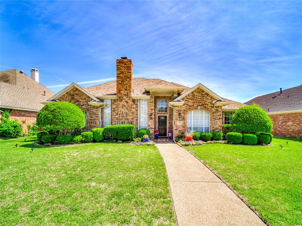2704 Redfield Drive, Plano, TX 75025
