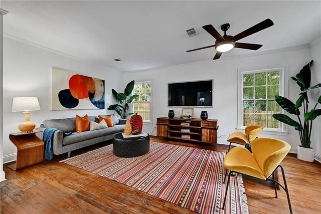 3207 Breeze TER A, Austin, TX 78722