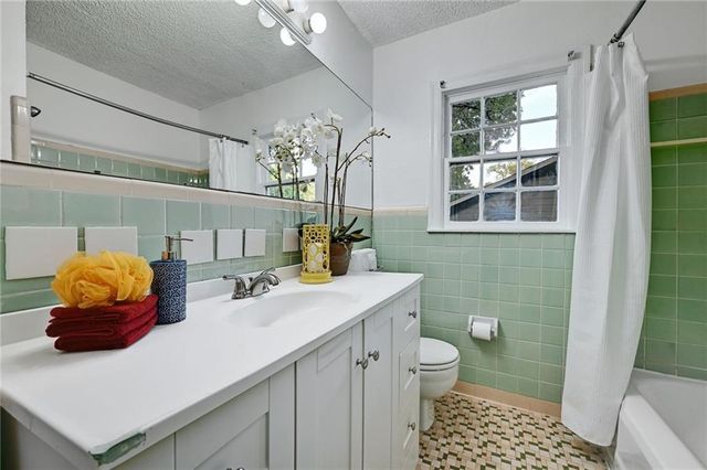 3207 Breeze TER A, Austin, TX 78722