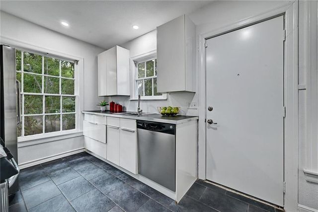 3207 Breeze TER A, Austin, TX 78722