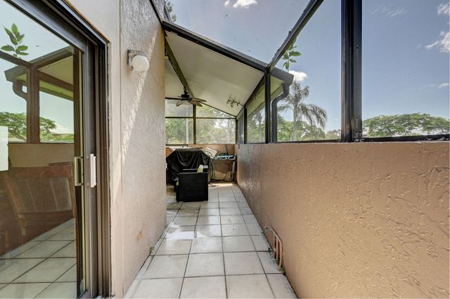 2384 NW 36th Avenue, Coconut Creek, FL 33066