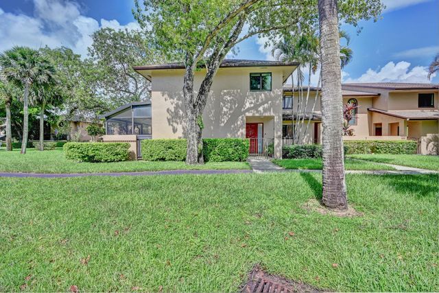 2384 NW 36th Avenue, Coconut Creek, FL 33066