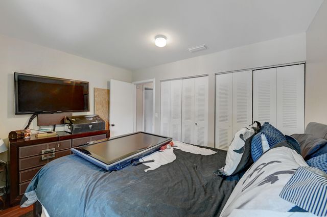 2384 NW 36th Avenue, Coconut Creek, FL 33066