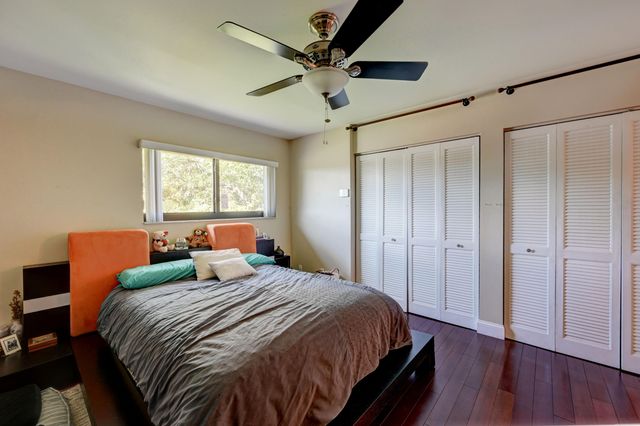 2384 NW 36th Avenue, Coconut Creek, FL 33066