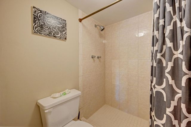 2384 NW 36th Avenue, Coconut Creek, FL 33066