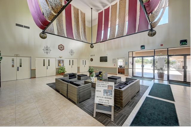 2384 NW 36th Avenue, Coconut Creek, FL 33066