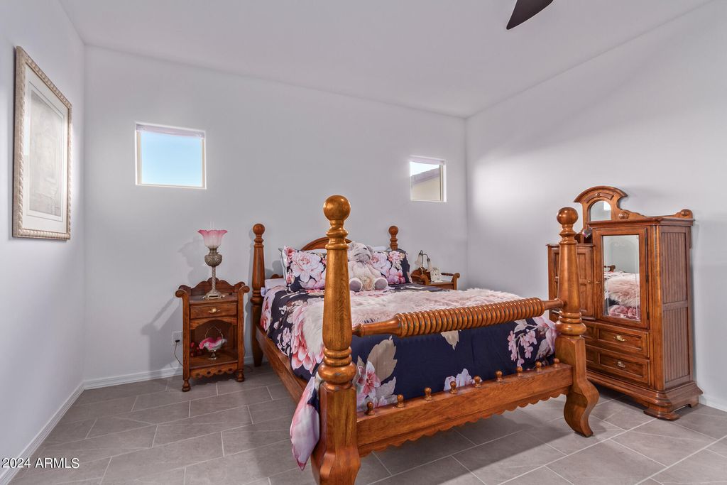 Image 21 of property listing at 16093 S 178TH Avenue, Goodyear, AZ 85338