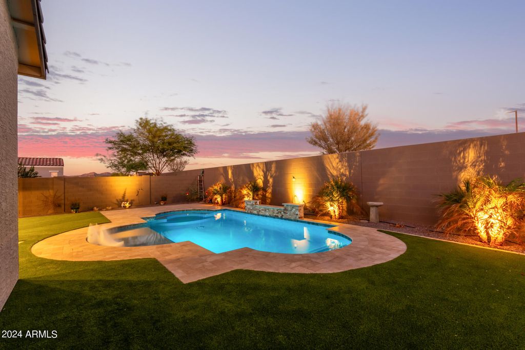 Image 33 of property listing at 16093 S 178TH Avenue, Goodyear, AZ 85338