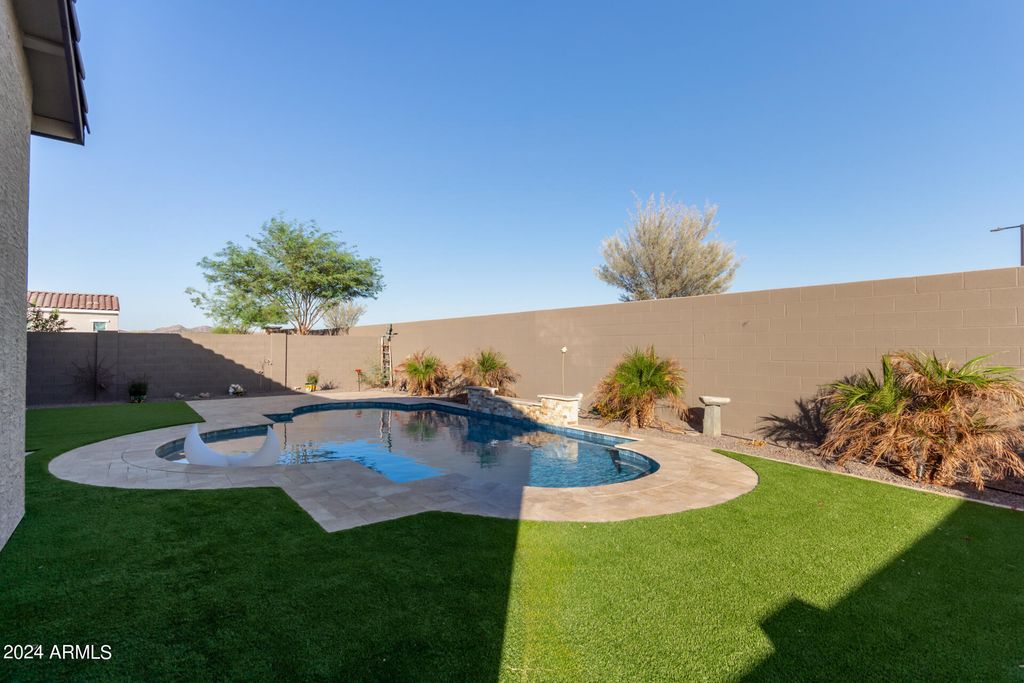 Image 38 of property listing at 16093 S 178TH Avenue, Goodyear, AZ 85338