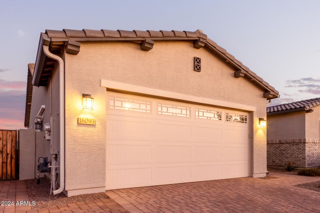 Image 43 of property listing at 16093 S 178TH Avenue, Goodyear, AZ 85338