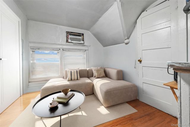 10518 171st Place, Jamaica, NY 11433