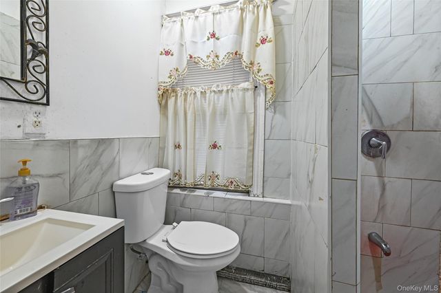 10518 171st Place, Jamaica, NY 11433