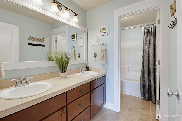12129 178th Avenue E, Bonney Lake, WA 98391