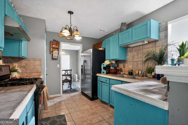 435 Burdett Ridge Court, Atlanta, GA 30349