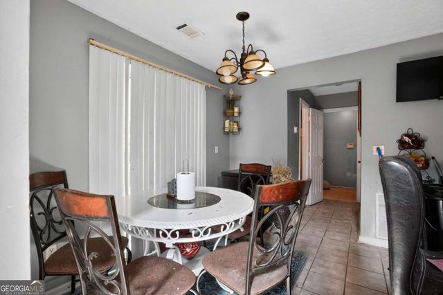 435 Burdett Ridge Court, Atlanta, GA 30349