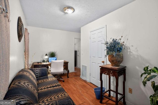 435 Burdett Ridge Court, Atlanta, GA 30349
