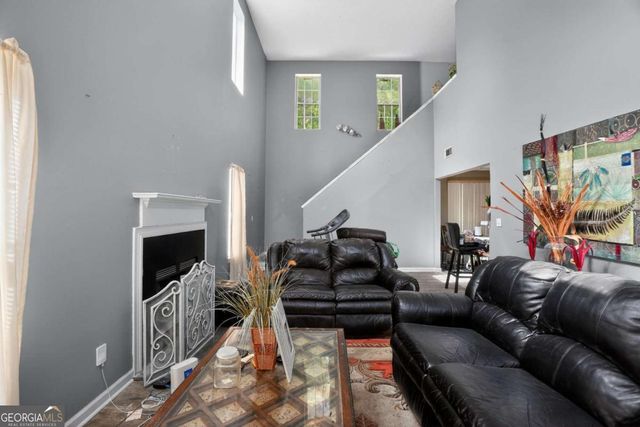 435 Burdett Ridge Court, Atlanta, GA 30349