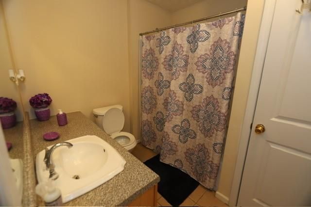 1061 Walnut Creek Lane, Jonesboro, GA 30238