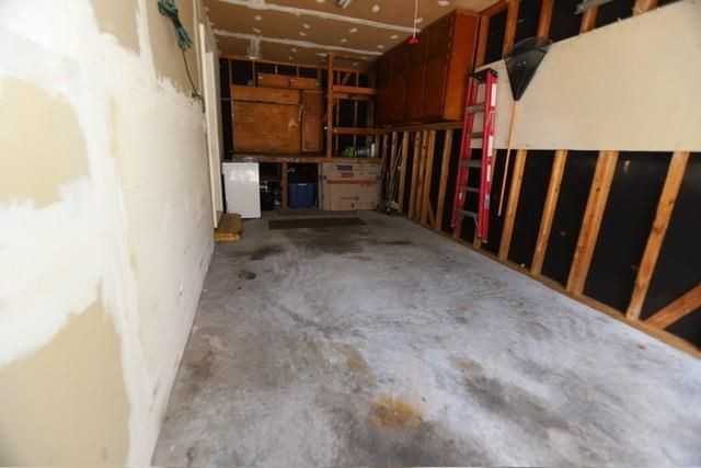 1061 Walnut Creek Lane, Jonesboro, GA 30238