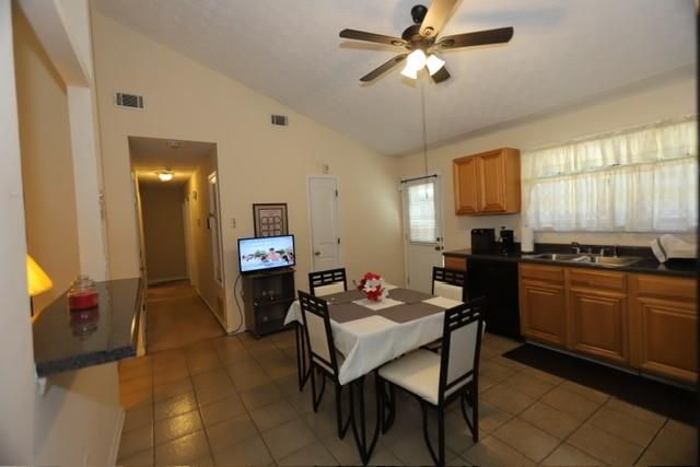 1061 Walnut Creek Lane, Jonesboro, GA 30238