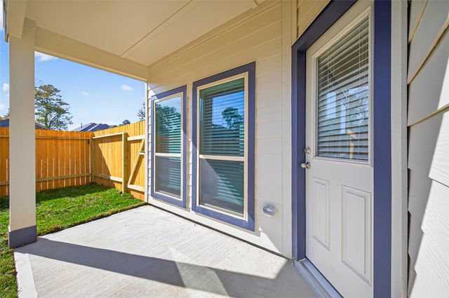 24715 Lago Bay Lane, Houston, TX 77336
