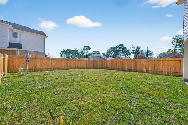24715 Lago Bay Lane, Houston, TX 77336