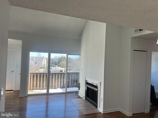 1707 ASPEN DR, Plainsboro, NJ 08536