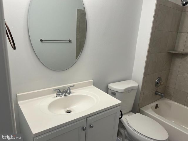 1707 ASPEN DR, Plainsboro, NJ 08536