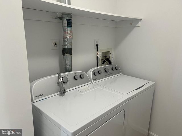 1707 ASPEN DR, Plainsboro, NJ 08536