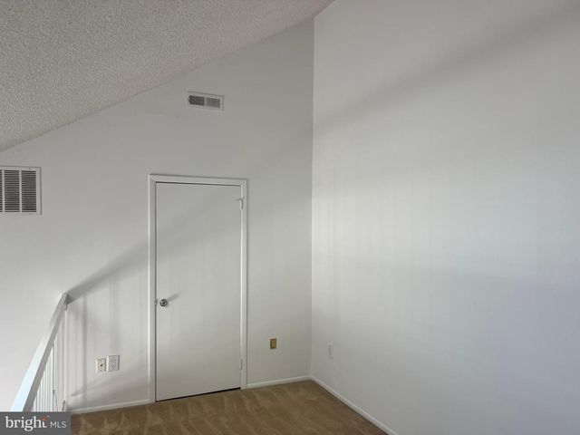 1707 ASPEN DR, Plainsboro, NJ 08536