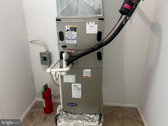 1707 ASPEN DR, Plainsboro, NJ 08536